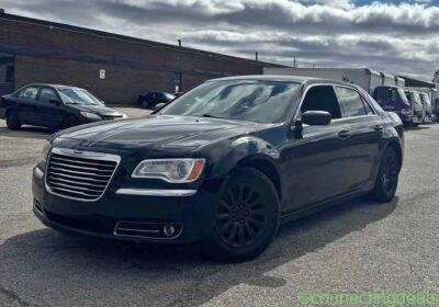 2012 Chrysler 300 in Toronto