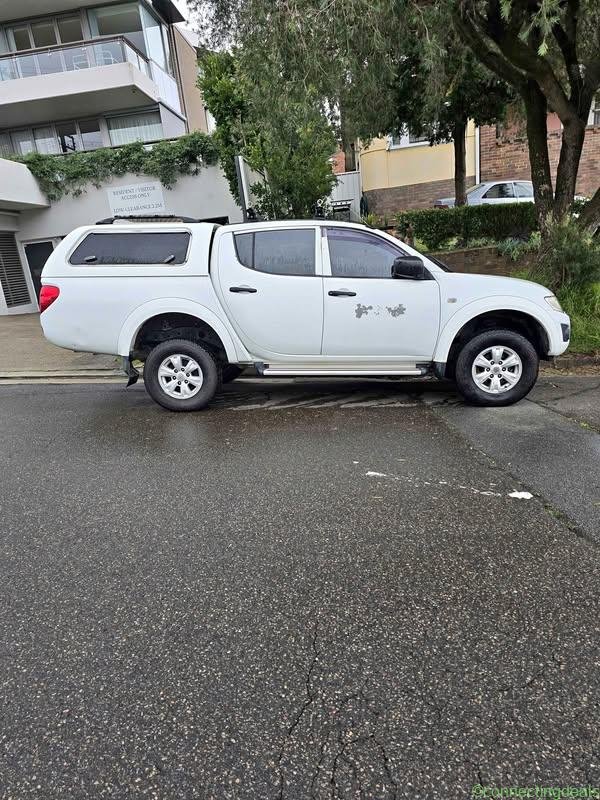 2012 Mitsubishi Triton