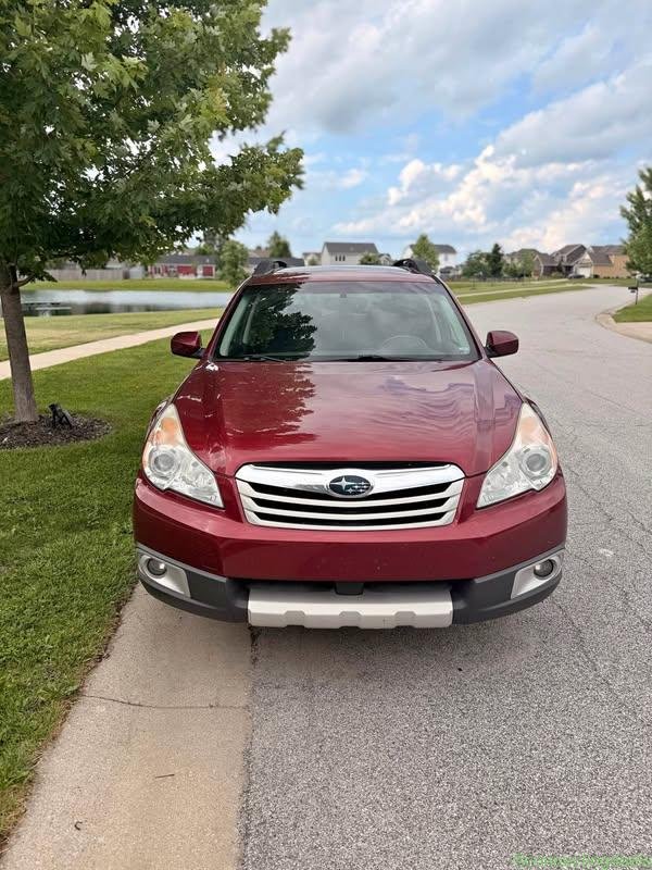 2012 Subaru Outback · 2.5i Basic Wagon 4D