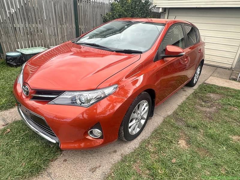 2013 Toyota Corolla Ascent Sport