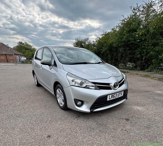 2013 Toyota Verso