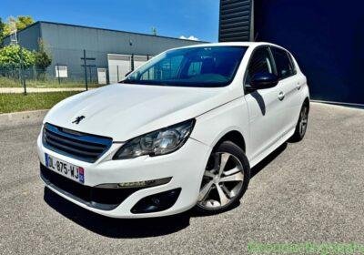 Free ad: 2014 Peugeot 308 in Lyon. 2014 Peugeot 308 in Lyon