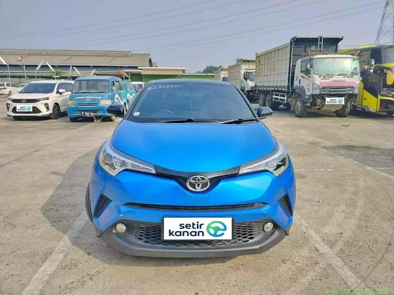 2020 TOYOTA C-HR 1.8 A/T