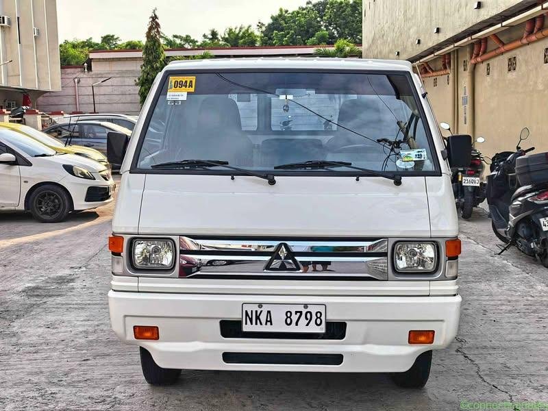 2024 Mitsubishi L300 Exceed CRDI