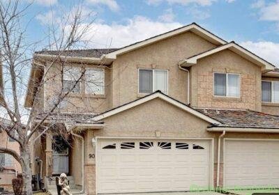 3 Beds 2.5 Baths - House in Calgary