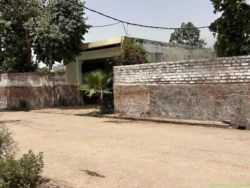 3 beds 2 bathrooms – Townhouse
