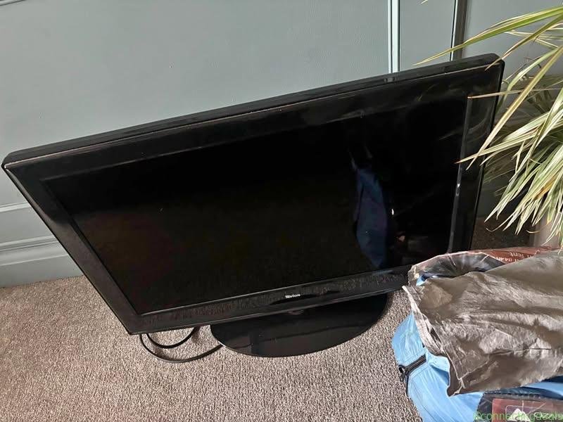 32” tv