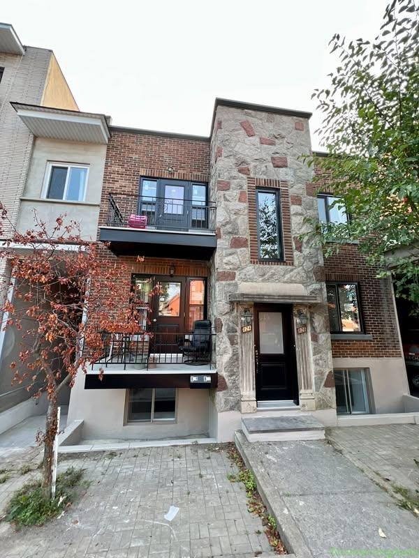 4 Beds 1 Bath Apartment