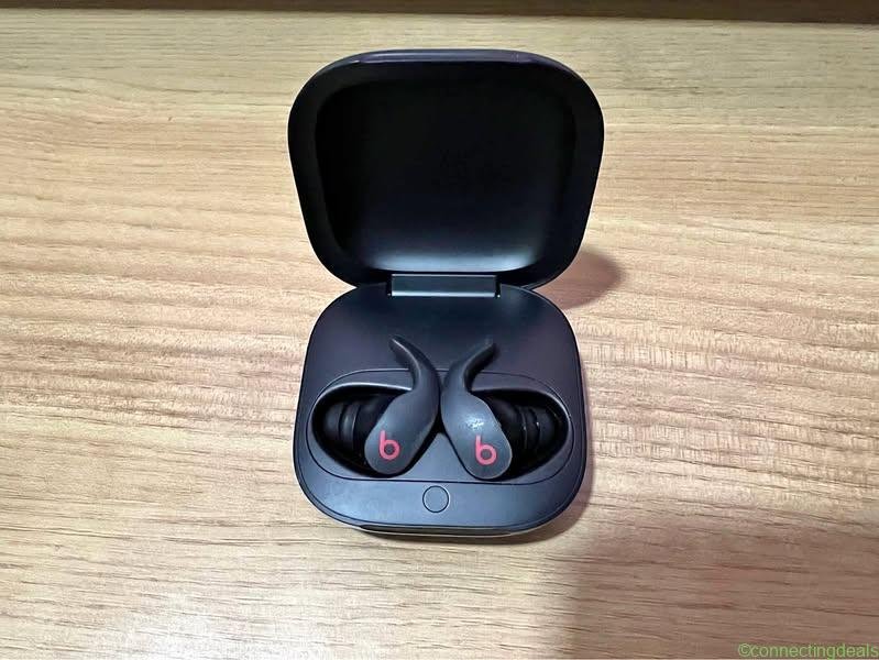 Apple Beats Powerbeats fit earbuds