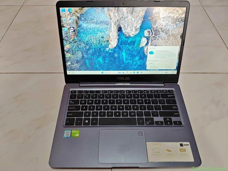 Asus VivoBook S14 Laptop(i5-8th Gen, 8gb Ram,