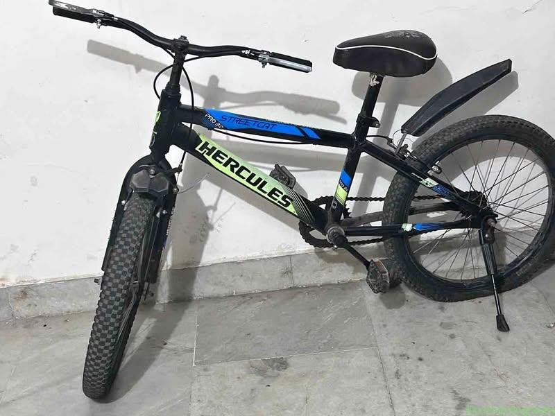 Brand new Hercules cycle