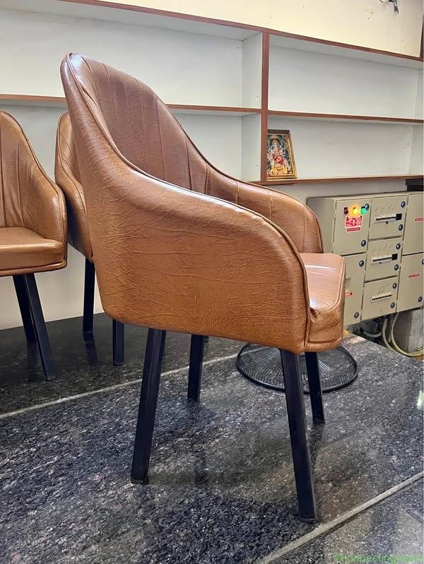 Bucket chairs