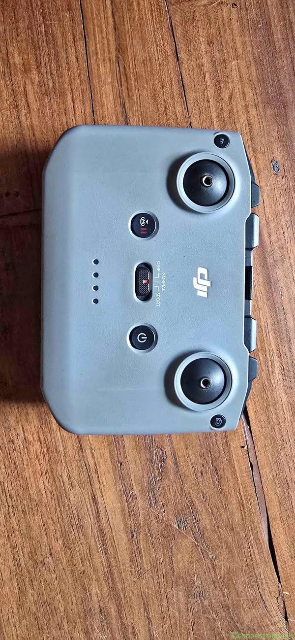 DJI RC