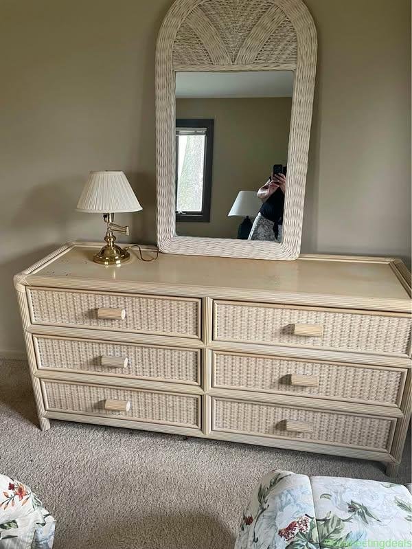 Dresser and night stand.