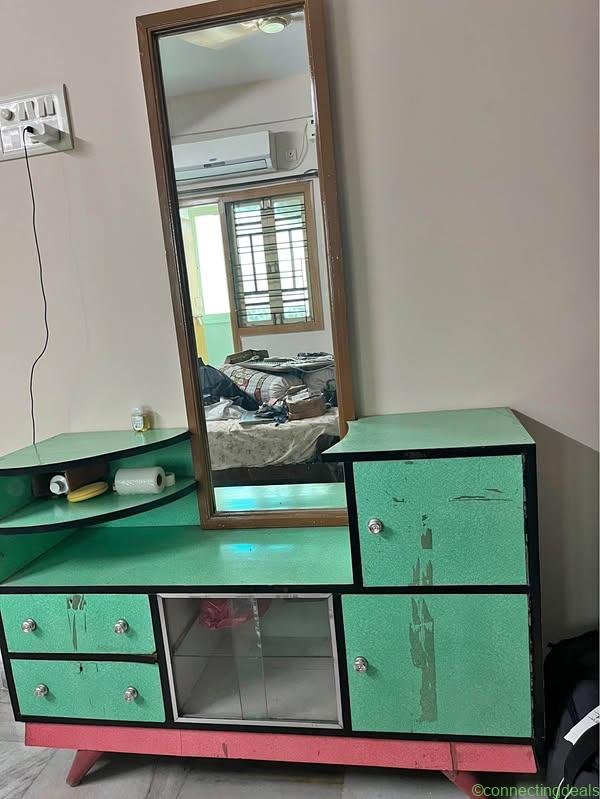 Dressing table with mirror