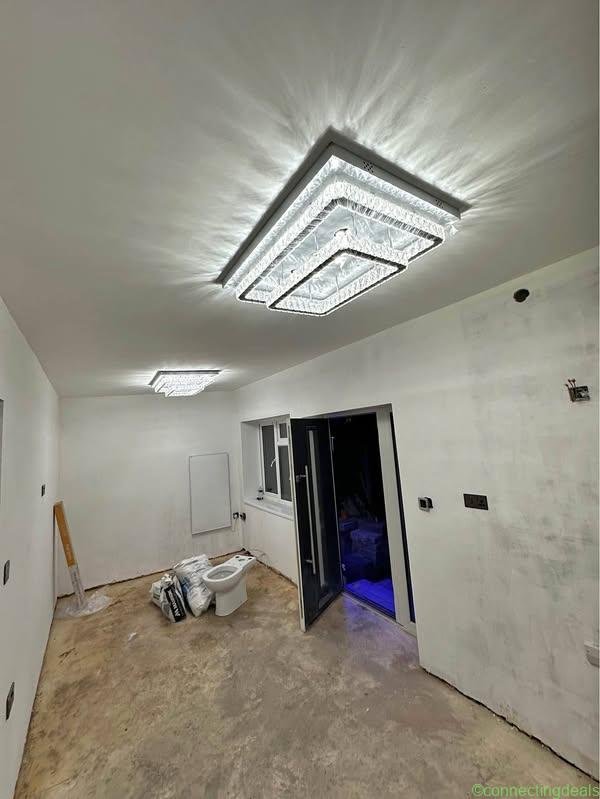 Electrician – contacts me for any enquiries