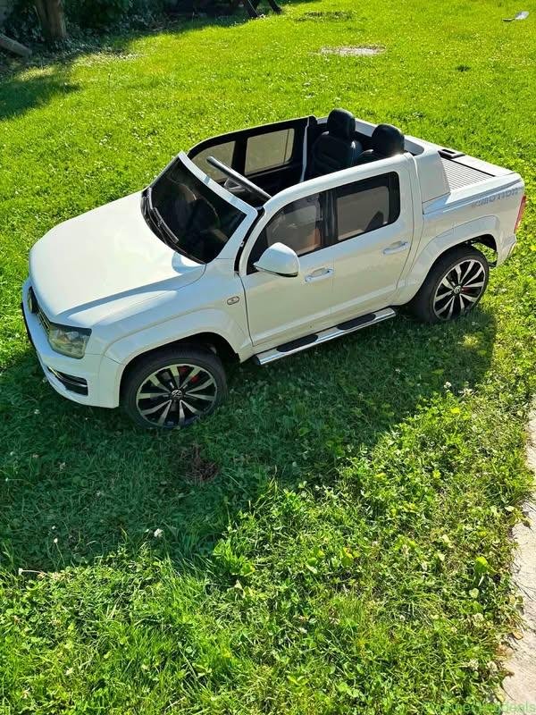 Elektryczny samochodzik AMAROK VW duży