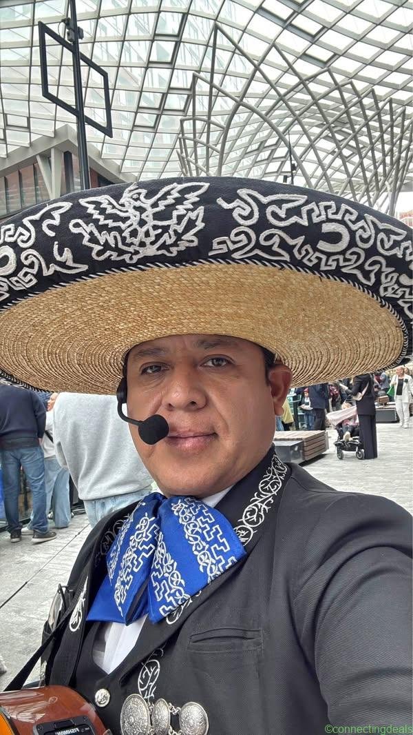 Enjoy the beautiful sound of De Mariachi in