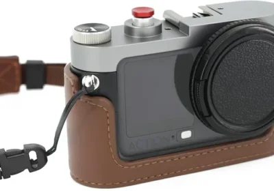 Free ad: free ads قفص كاميرا MOVMAX رترو للكاميرا DJI Osmo Action 6 مع حزام الحمل، علبة من سبيكة الألومنيوم مع جلد ناعم رترو و ألوان كلاسيكية in Kuwait. free ads قفص كاميرا MOVMAX رترو للكاميرا DJI Osmo Action 6 مع حزام الحمل، علبة من سبيكة الألومنيوم مع جلد ناعم رترو و ألوان كلاسيكية in Kuwait