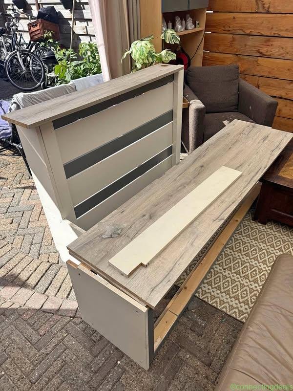 Gratis tv meubel met radiator ombouw