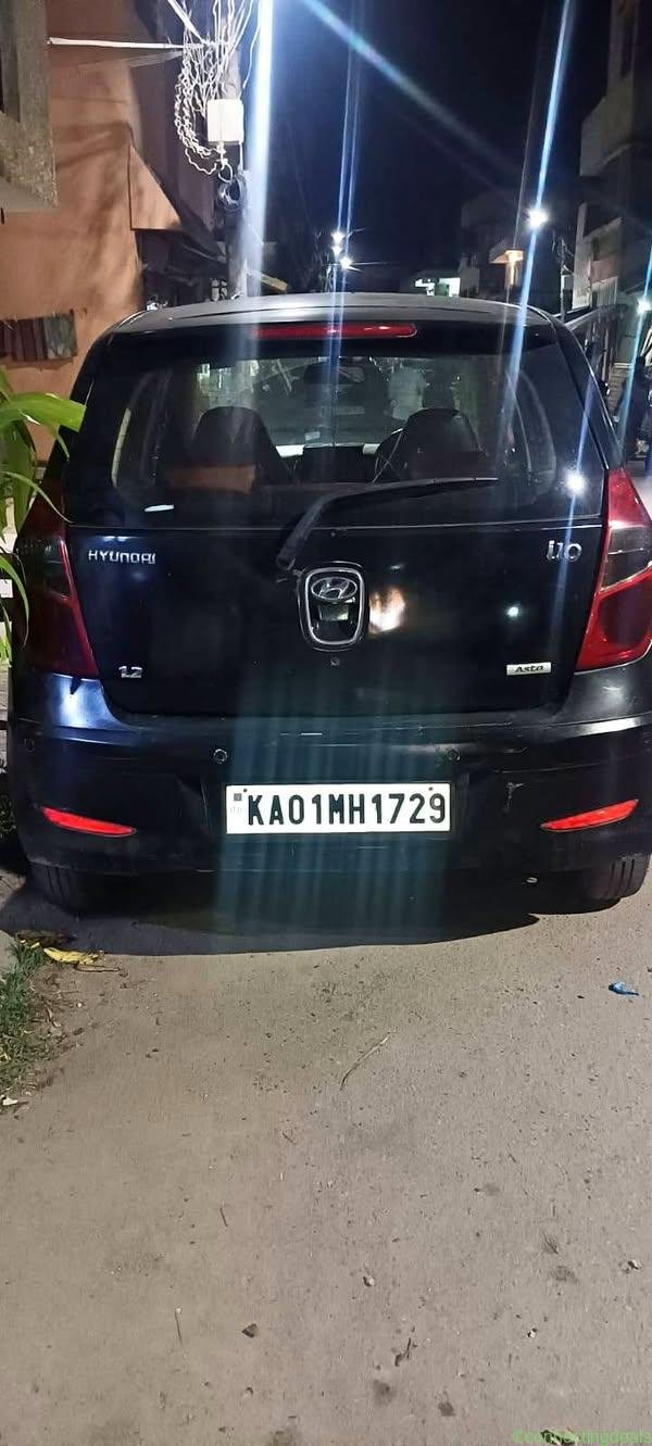 I 10 sports top on model