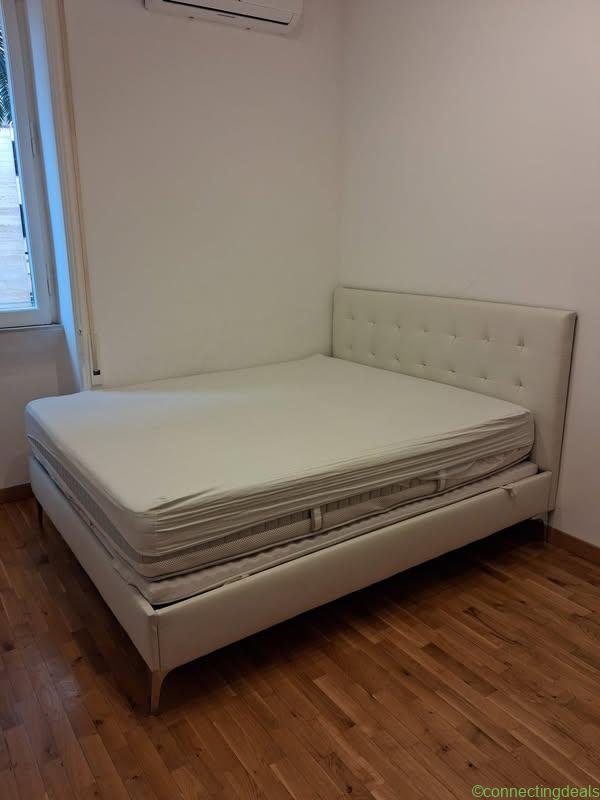 Letto matrimoniale: rete, testiera, materasso e