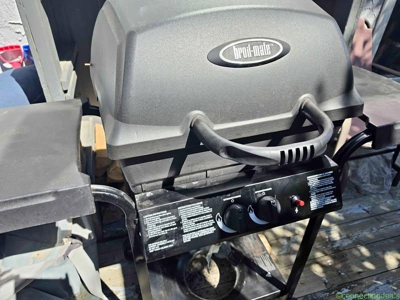 Little 2 burner broil mate propane bbq