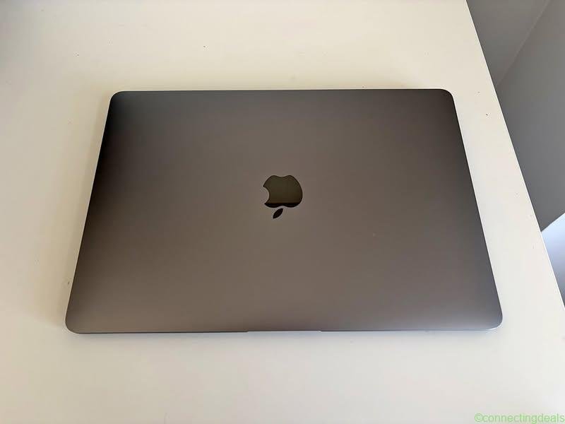M1 MacBook Air [Read Description]