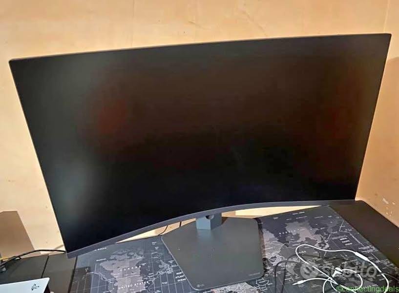 Monitor gaming LG ultragear QHD 32” 180hz