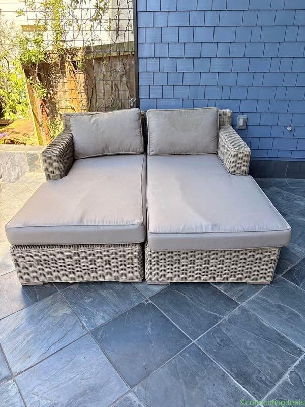 Outdoor Lounger – Free
