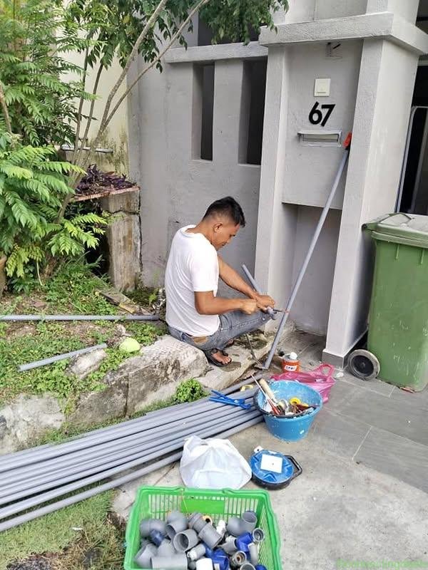Plumber service