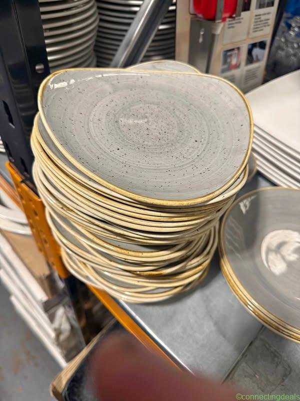Restaurant Churchill plates
