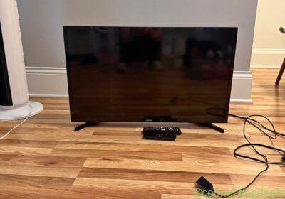Samsung 32” smart tv in Chicago