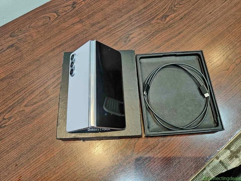 SAMSUNG GALAXY Z FOLD 5 12GB RAM 512GB MEMORY