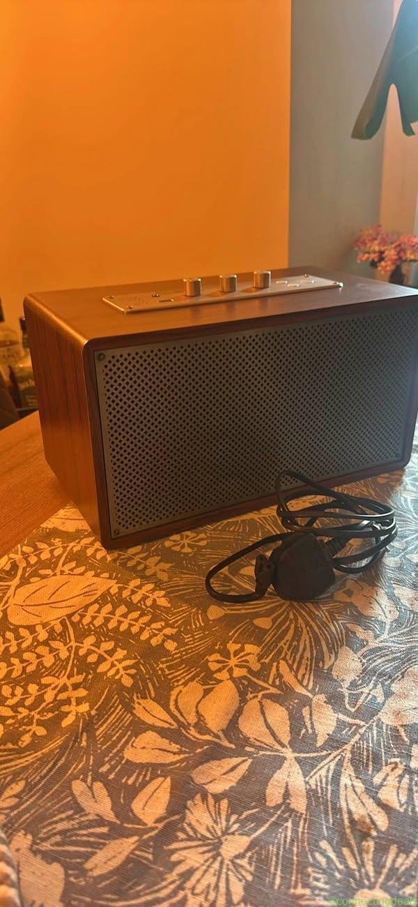 SANDSTROM SCBTS17 Bluetooth Speaker