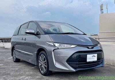 Toyota Previa with Sunroof (7 Seaters) in Singapore