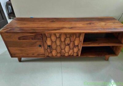 Free ad: TV Cabinet in Delhi. TV Cabinet in Delhi