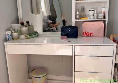 Free ad: Vanity table in Miami. Vanity table in Miami