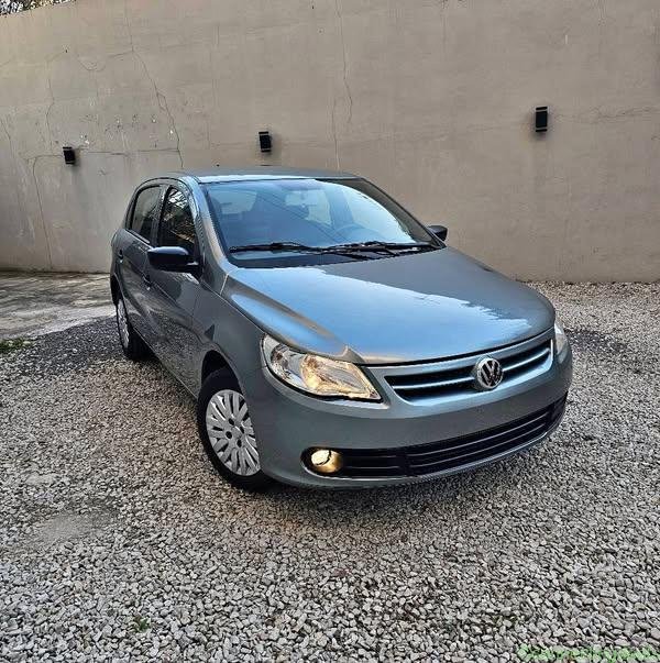 VOLKSWAGEN GOL TREND 2010 5 PUERTAS