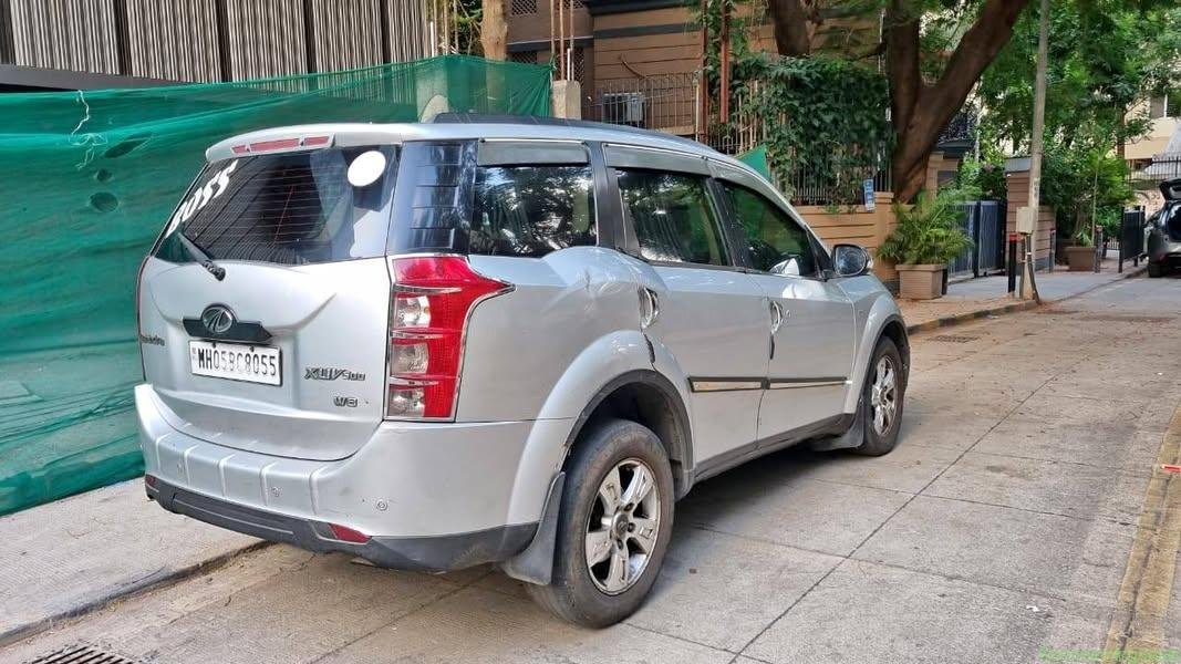Xuv 500 w8