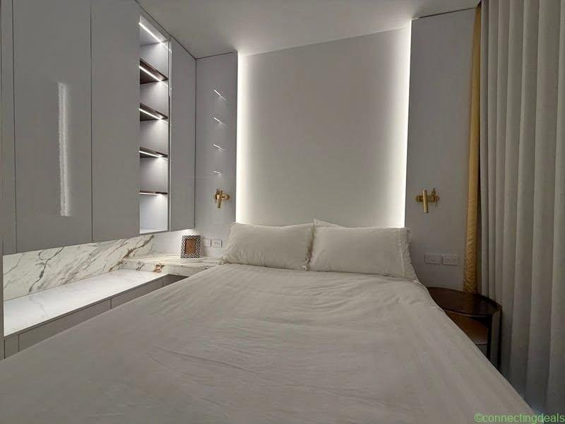 1 bed 1 bath Room only