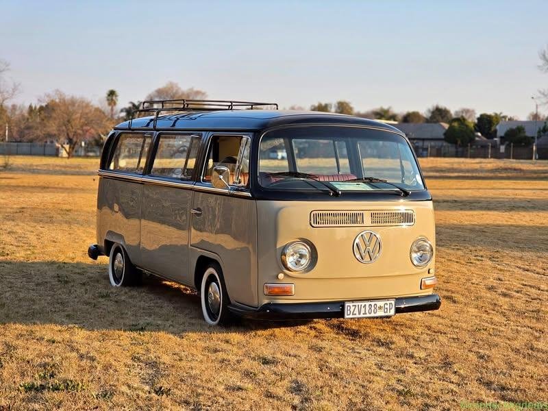1969 Volkswagen Lowlight Deluxe Kombi