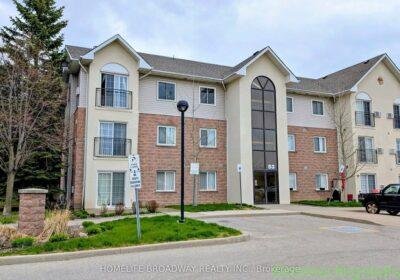 2 Beds 1 Bath Apartment in Toronto