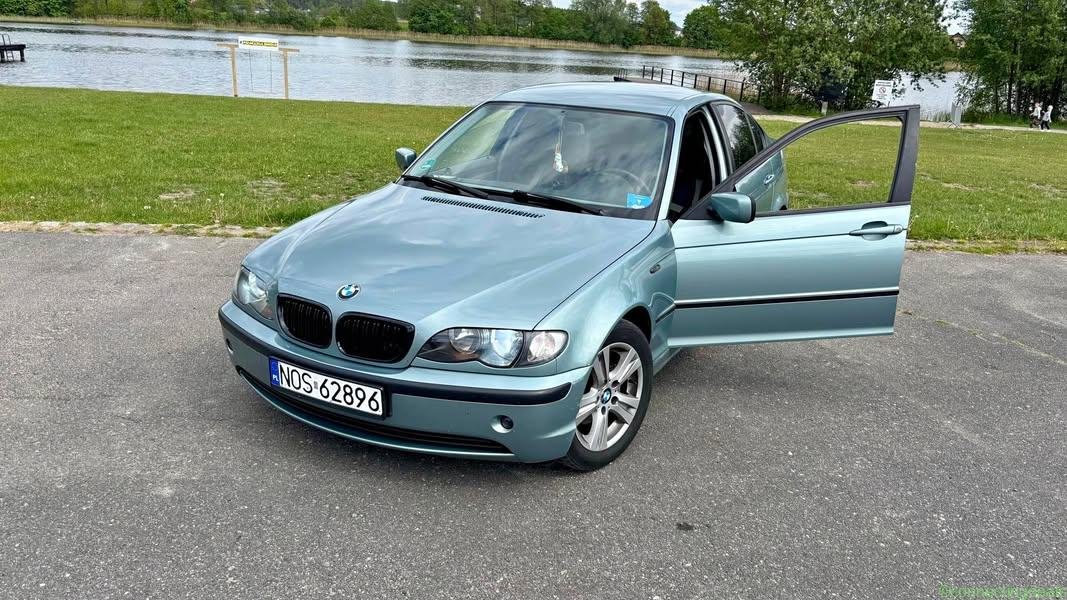 2003 BMW 318i