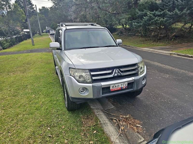 2006 Mitsubishi Pajero
