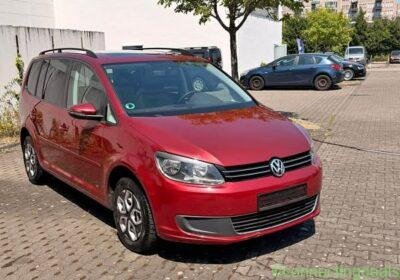 2011 Volkswagen Touran in Frankfurt