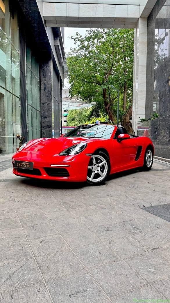 2018 PORSCHE 718 BOXSTER