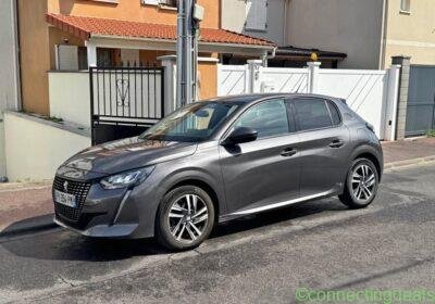 2021 Peugeot 208 in Paris