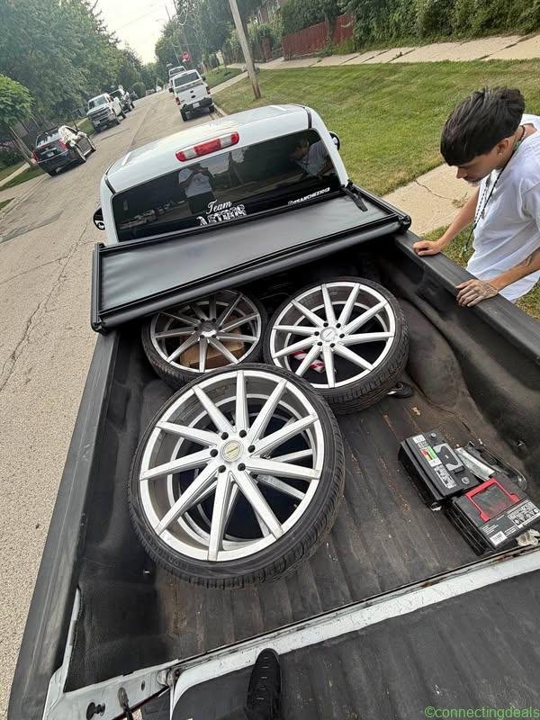 24s Stradas wheels