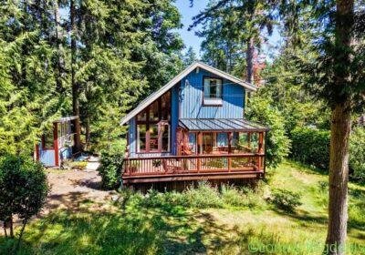 3 Beds 1 Bath House in Vancouver
